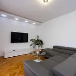 M&m Pelivan Kaštela